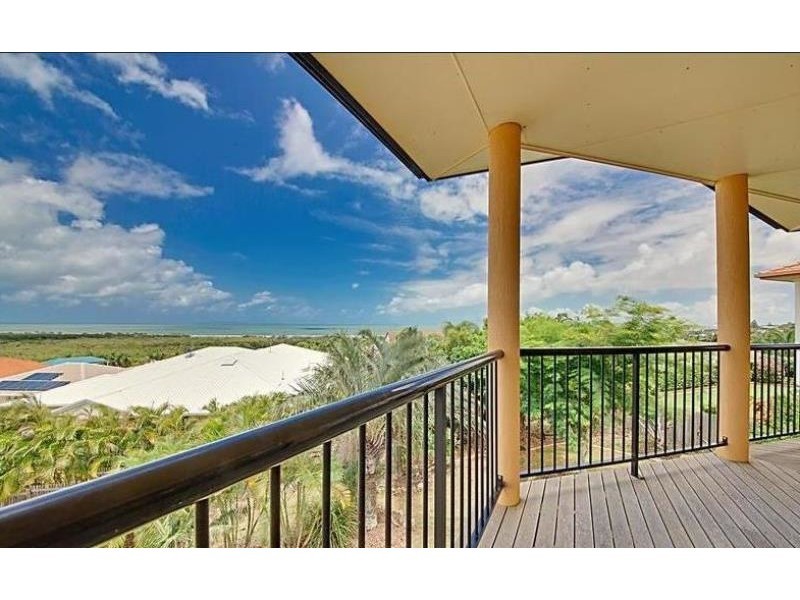 7 Samoa Street, Pacific Heights QLD 4703